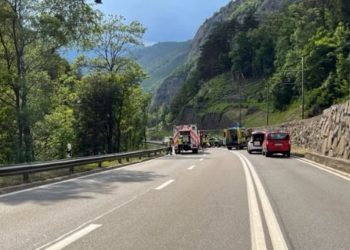 Vdes shqiptari në Zvicër, goditet nga një makinë në korsinë e kundërt