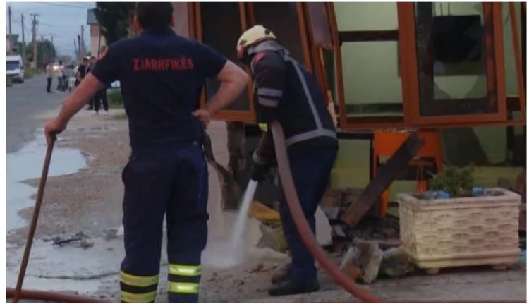 Detajet e rënda, fëmija që humbi jetën nga përplasja e mjeteve ndodhej te lokali i babait