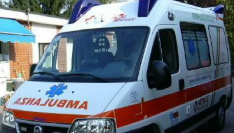 33-vjeçarja tenton të vetëvritet, hidhet nga kati i katërt dhe përfundon në spital