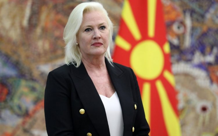 Ambasadorja amerikane në RMV: Do të ketë edhe të tjerë ‘non grata’