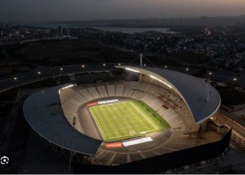 Finalja e Champions/ UEFA shmang kaosin, tifozët do jenë 9 orë para në stadium