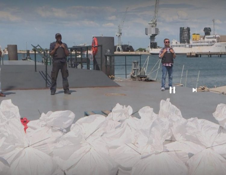 Autoritetet ndalin varkën me vela, gjejnë sasinë masive të kokainës