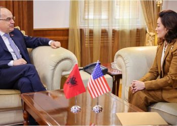 Përfundon misionin diplomatik, Presidenti Begaj takon ambasadoren Kim