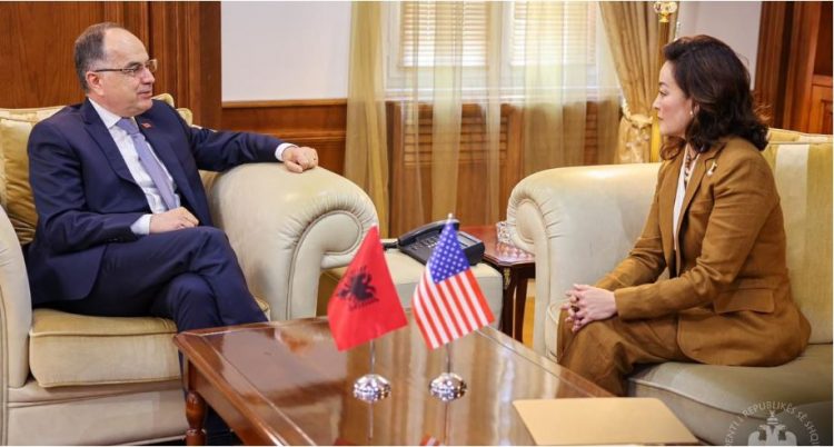 Përfundon misionin diplomatik, Presidenti Begaj takon ambasadoren Kim