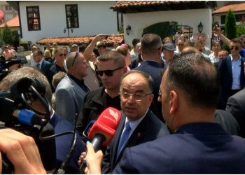 E përkrahni draftin e Ramës për Kosovën? Begaj i shmanget pyetjes