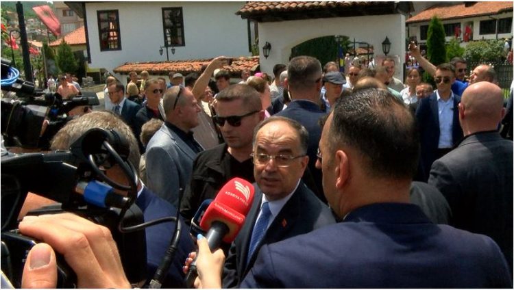 E përkrahni draftin e Ramës për Kosovën? Begaj i shmanget pyetjes