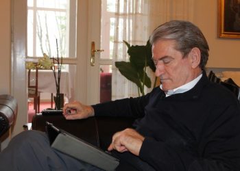 Lirimi i Saimir Tahirit/ Berisha publikon denoncimin: Me urdhër të Ramës, gjyqtarja e liroi 3 ditë pasi kaloi Vetingun