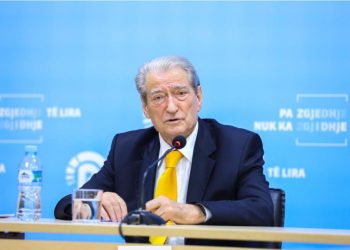 A do të jetë Basha pjesë e frontit të ri opozitar, ja si përgjigjet Berisha
