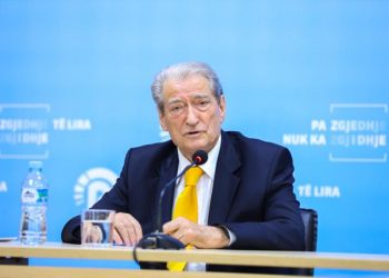 Berisha nuk i ndahet Kim: DASH të hetojë për prona të saj në Shqipëri