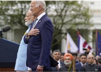 VIDEO/ Nuk ndalen incidentet për Biden, ngatërron himnin kombëtar