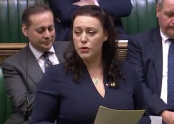 Deputetja britanike për rrëmbimin e policëve brenda Kosovës: Ky është një përshkallëzim shumë serioz