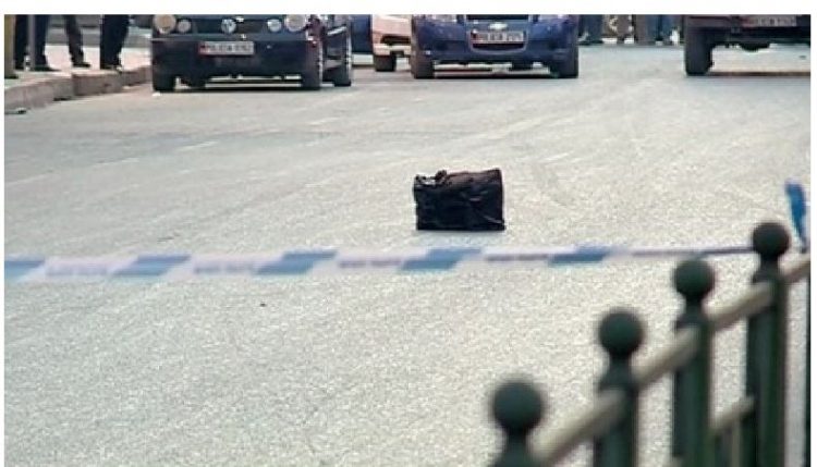 Çantë e dyshimtë në Tiranë