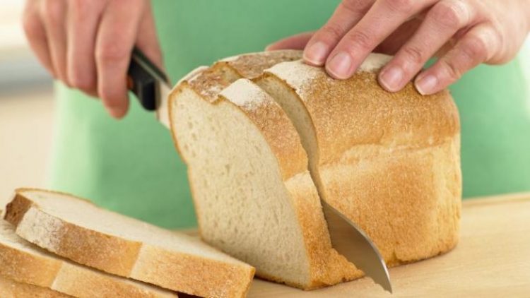 4 arsye përse nuk duhet ta teproni me bukën