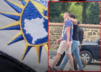Policia ndalon djalin e Aleksandar Vuçiç në Kosovë