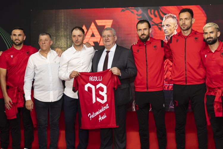 “Historia ime”, promovohet dokumentari i ish-kapitenit kuqezi, Ansi Agolli. Presidenti Duka: Shembulli ideal për të rinjtë