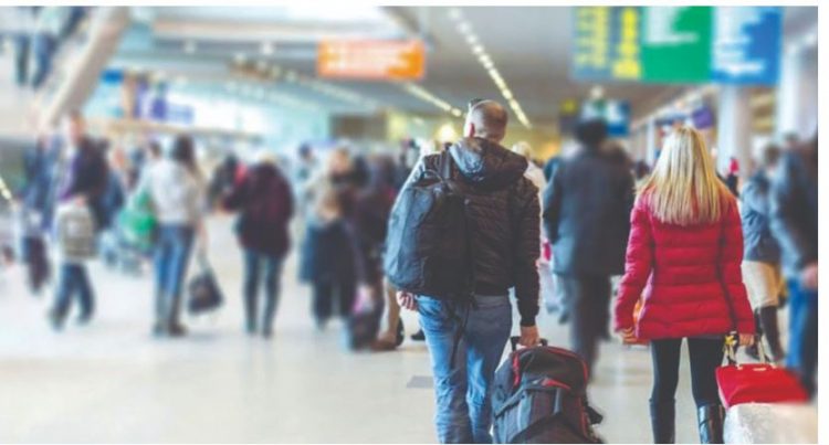 Emigracioni lë Shqipërinë me më pak burra se gra, popullsia ra 1.1 përqind