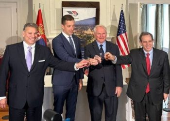 Tensionet në Kosovë rriten/ SHBA ngre dolli në Serbi