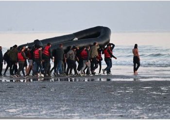 Sondazhi/ Pavarësisht rreziqeve, gjysma e të rinjve duan të shkojnë në Britani