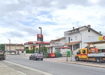 Mëngjes i përgjakur, shqiptari plagos me thikë marokenin në një supermarket