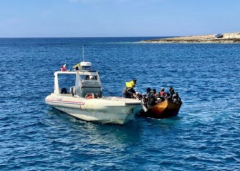 Emigrantët, 8 varka dhe 290 emigrantë mbërrijnë në Lampedusa brenda 2 orëve