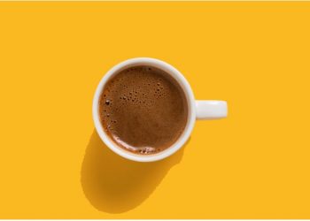 Kafja ju bën mirë apo keq, çfarë thonë ekspertët