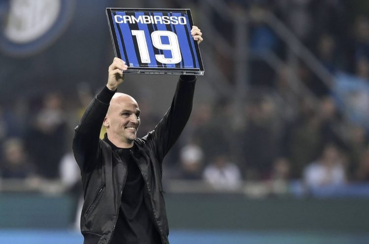 Ish-mesfushori tregon bisedën me lojtarët zikaltër: Më thanë që do ishte më mirë të humbnin…