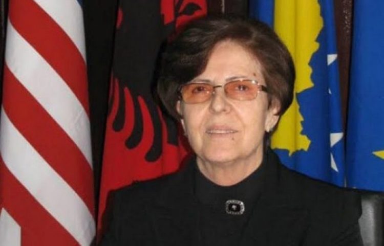 “E paepur e stoike”/ Osmani përkujton ish-ministren e Drejtësisë Nekibe Kelmendi