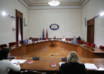 Mandati i Xhaçkës/ Korreshi: Jemi apo po bëjmë si budallenj, të marrim një neuro-psikiatër