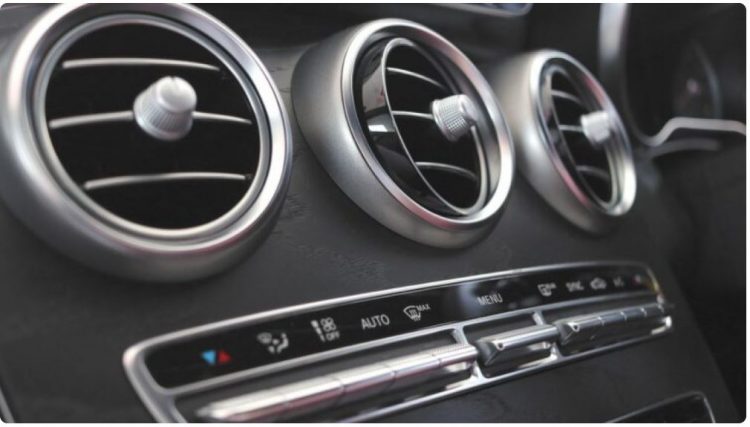 Sa karburant harxhon kondicioneri në makinën tuaj?