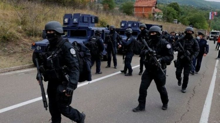 Shpërthime pranë stacioneve policore në Zveçan dhe Mitrovicën e Veriut