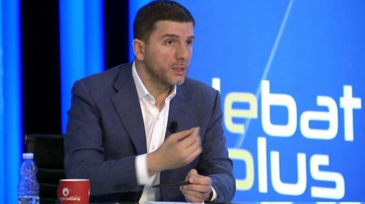 Krasniqi akuzon rëndë Kurtin: Qeveria e tij, më e korruptuara në histori