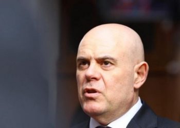 Nuk luftoi  korrupsionin, Bullgaria shkarkon kryeprokurorin
