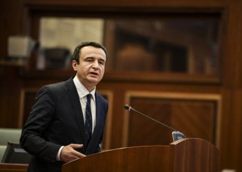 Kurti: Nuk mund të mbyll sytë para bandave të organizuara nga Beogradi