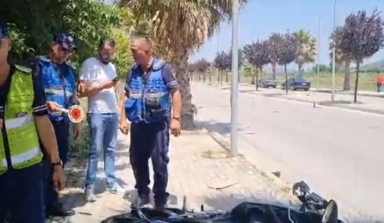 Aksident i rëndë në Lushnje, motori merr përpara këmbësorin