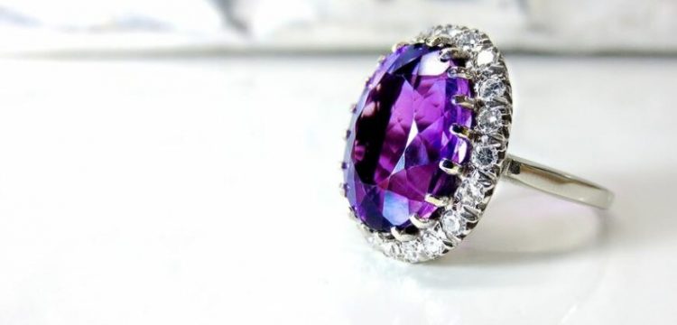 Makina, uiski apo diamante të rrallë? Cilat janë investimet më fitimprurëse të luksit