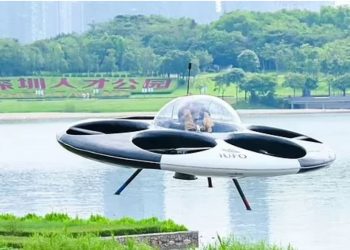 Makina që duket si UFO, por s’iu çon në planet tjetër (VIDEO)