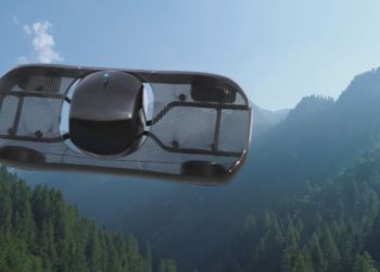 Makina e parë fluturuese në botë merr miratimin nga qeveria amerikane