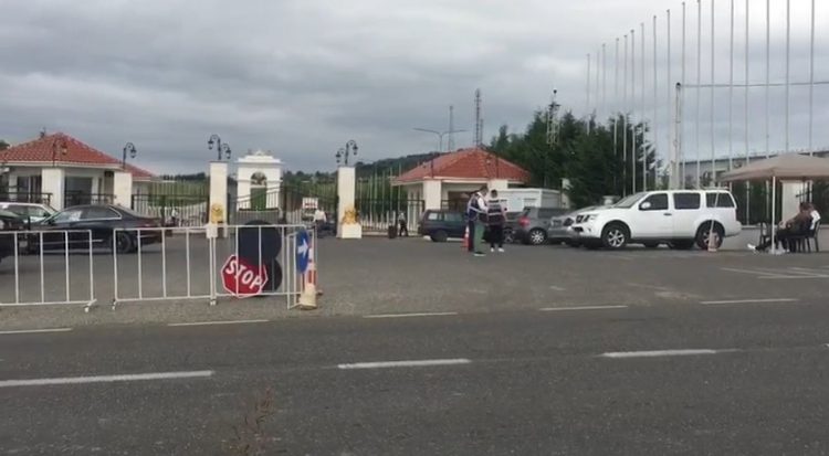 9 ditë pas trazirave, Policia rikthehet në Manzë. Çfarë po ndodh atje?