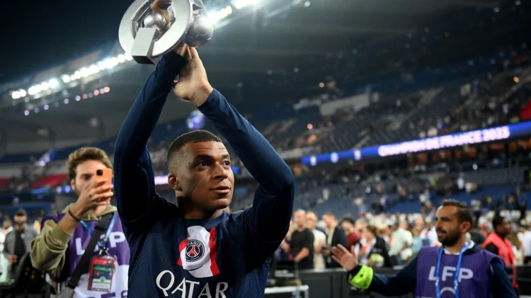 Mbappe reagon për vrasjen e 17-vjeçarit Nael në Paris: Situatë e papranueshme