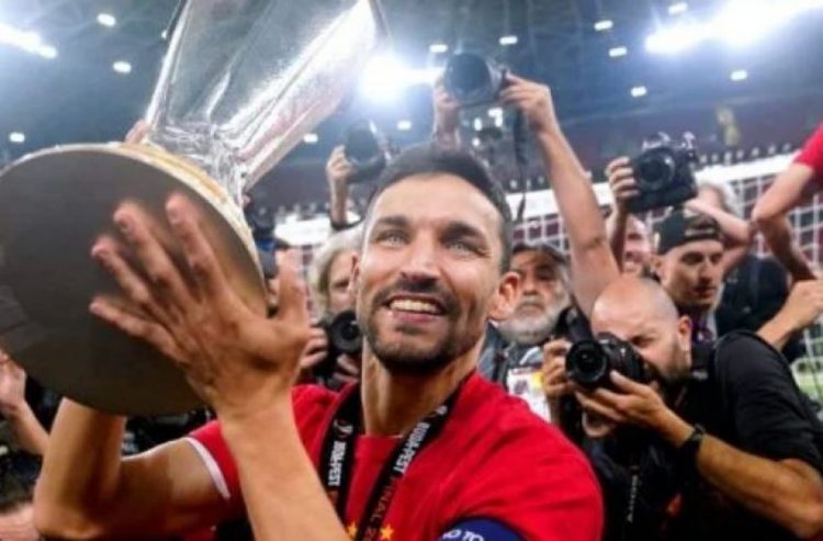 Navas, më i miri i sezonit në Ligën e Evropës