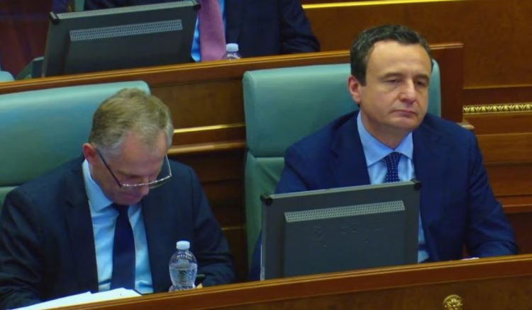 Tensionet në Veri, debat i ashpër në parlamentin e Kosovës