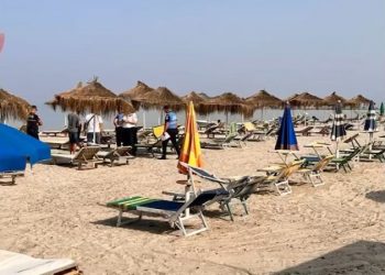 VIDEO/ Zunë hapësirat publike në plazhin e Porto Romanos, procedohen 4 administratorë