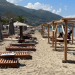 Plazhet e Vlorës/ Vendosen çadrat, por jo rojet bregdetare