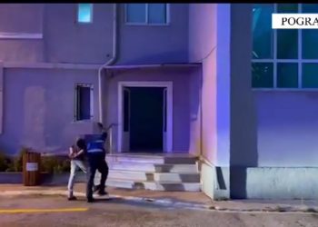 VIDEO/ Shiste kokainë në Pogradec, vihet në pranga 36-vjeçari