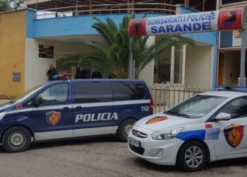 Arrestohen dy vëllezër në Sarandë, babai punonjës policie nën hetim