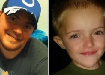 Të kapur dorë për dore i godet rrufeja, humbin jetën babë e bir