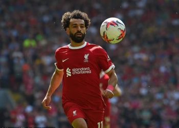 Agjenti i titullarit të Liverpool përgënjeshtron zërat në lidhje me PSG