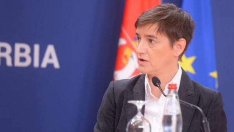 Protestat e opozitës në Serbi, kryeministrja Ana Brnabiç: Jam e gatshme të jap dorëheqjen, por Vuçiç e refuzon