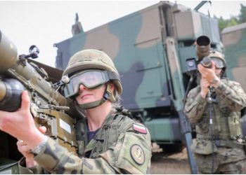 Rusia dhe NATO, manovra të flotave njëkohësisht në Baltik