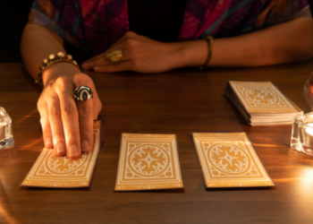 Bazuar në astrologjinë tuaj, ja 3 shenjat e horoskopit që tërhiqen më shumë nga ju